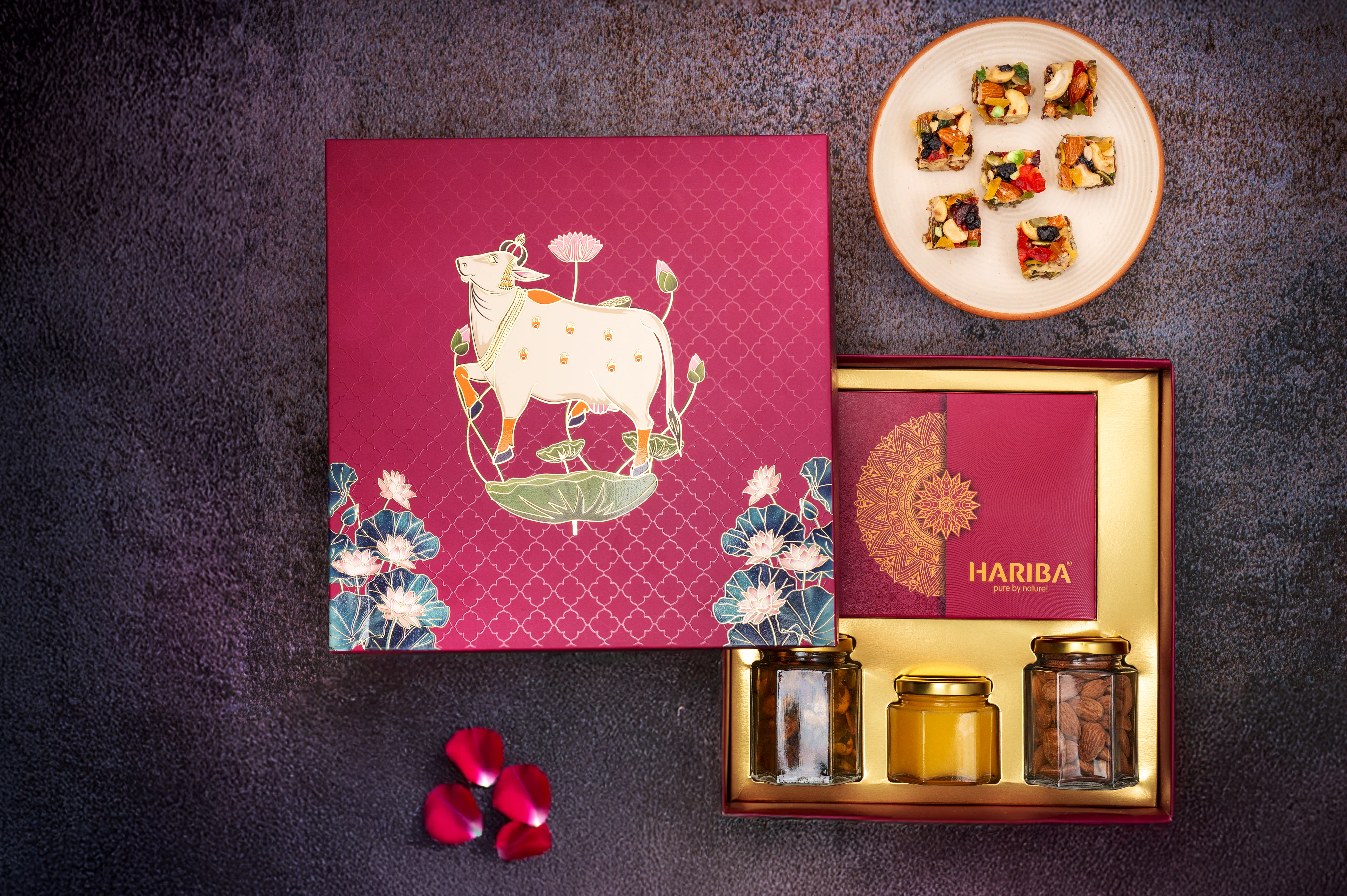 Hamper pack with American Dryfruit Punch - Image 3